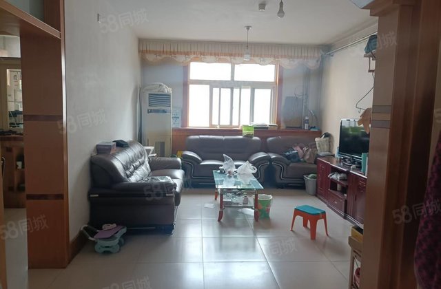 东昌路市医院对过卫育花园 正规三室中间好楼层停车方便
