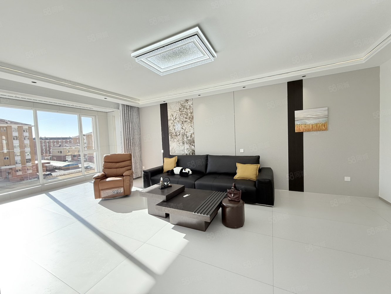 和谐佳园3室2厅2卫147㎡南北98万