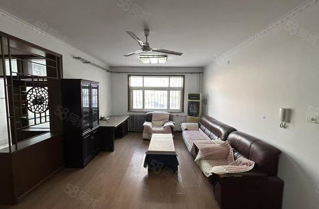 湖边一楼带车库！160平150万！错层设计！水韵花都