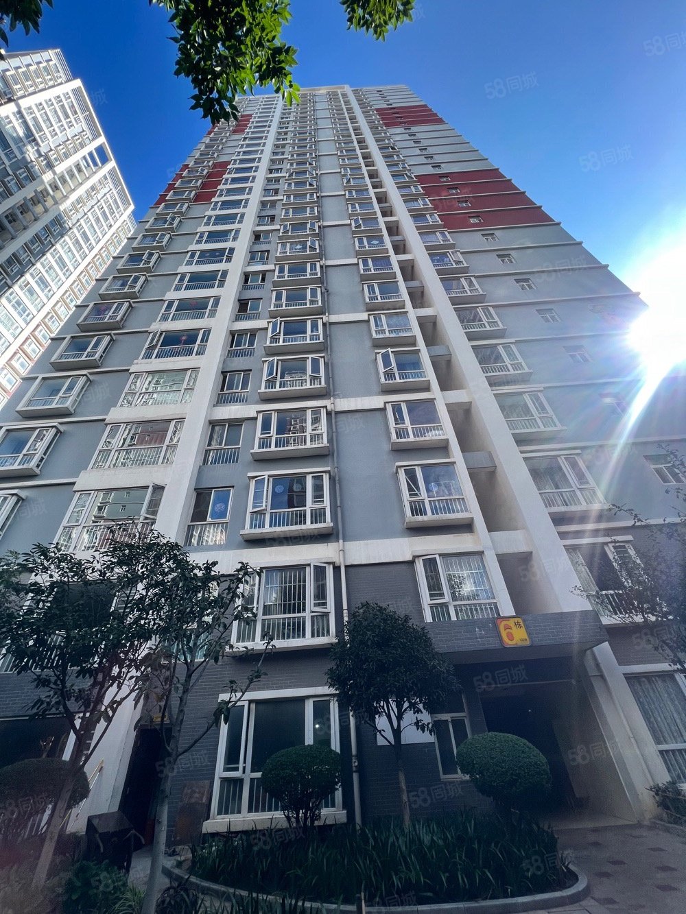 市中心惠丰新城东向端头满二随时看房