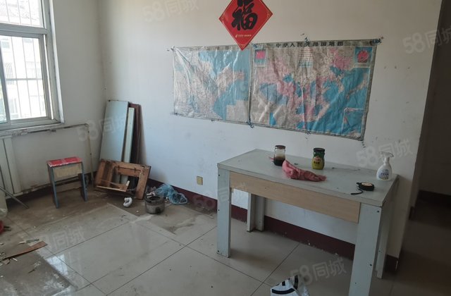 万达北 单价四千多     多 香华小区 随时看