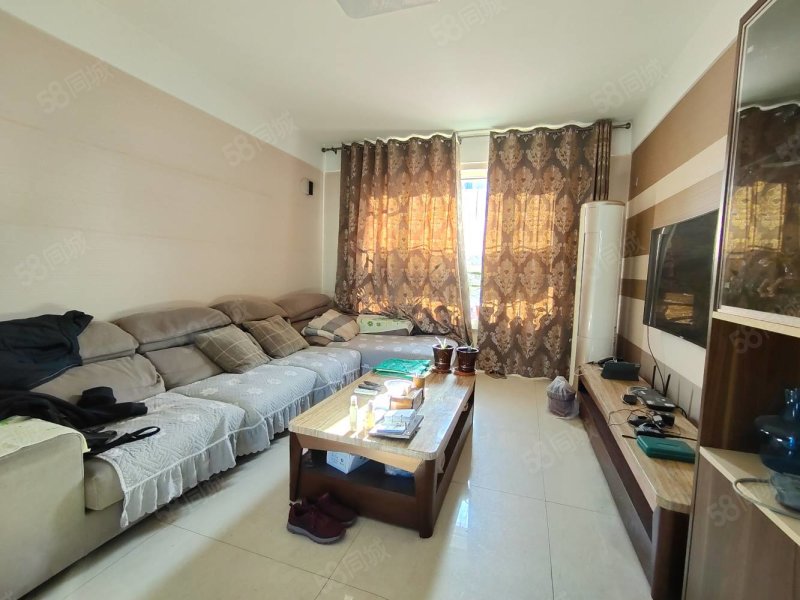 【10图】东城领秀 d区 两室两厅 通透户型 领包入住楼层好,东城领秀明