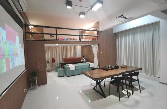 恒大水晶国际广场(华玺珠宝城蜜橙LOFT)3室2厅67.73㎡67万二手房图片