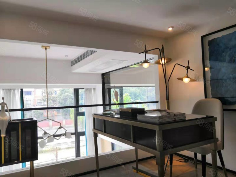 润新公寓2室1厅1卫36㎡南33.5万