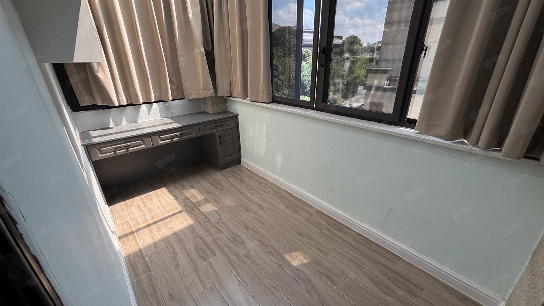 天屿花城((别墅)6室2厅6卫396㎡南北336万