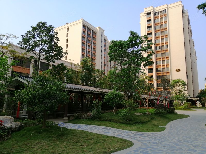 首付5成即可交房~泰安江南星语4楼3房 一平10800元收尽