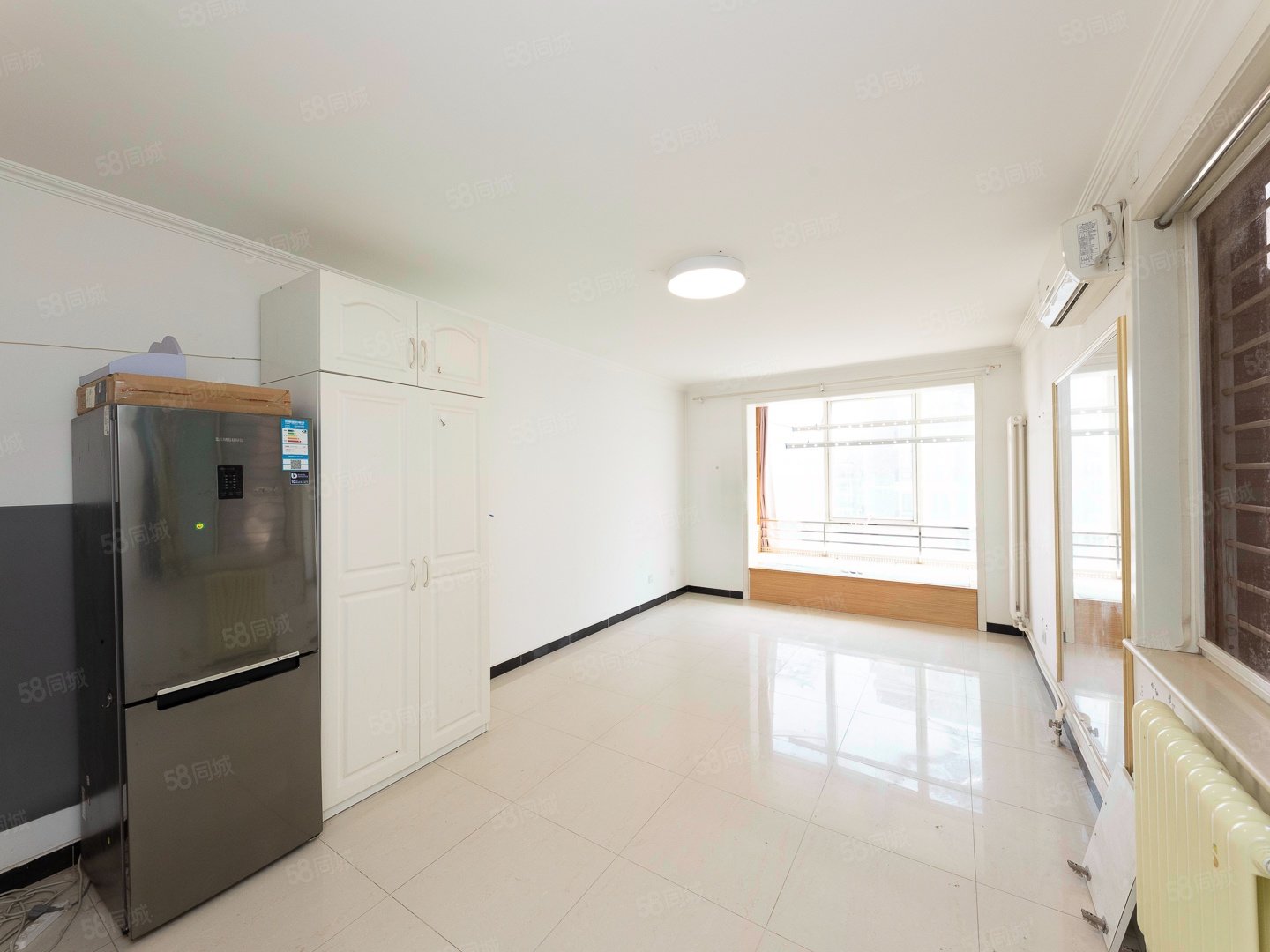 新起點嘉園1室1廳1衛(wèi)58㎡東610萬