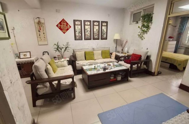 火车站！单位家属院安民小区，停车方便，送储，孝心好楼层，柳泉