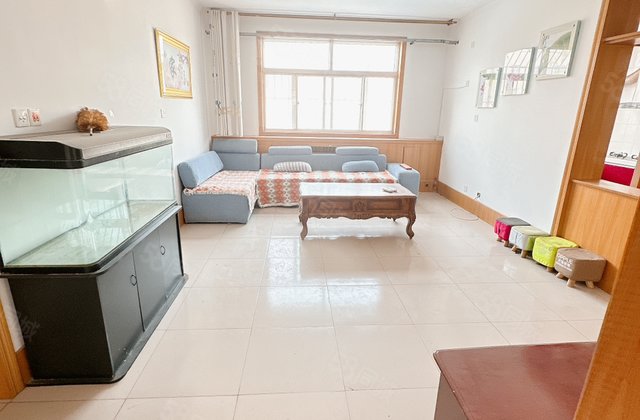 文轩中学 八中 剧院附近 单位家属院 三室朝阳 停车方便