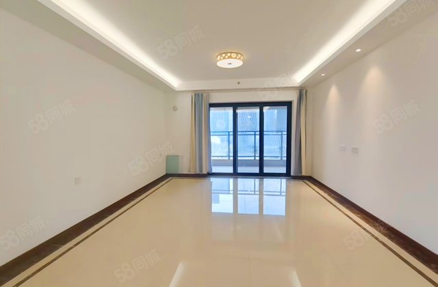 万科金域中央4室2厅126.54㎡135万二手房图片