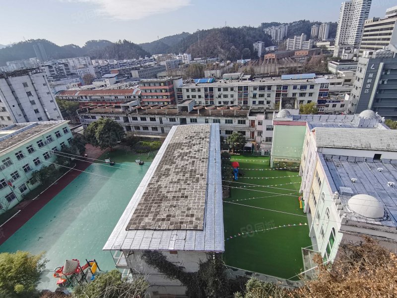 古台小区2室2厅2卫95.5㎡东45万