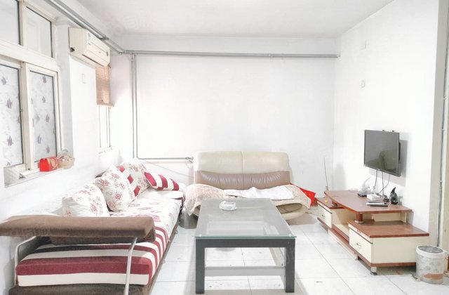 湖边东方双语，小三室，湖西早市，铁路益民，火车站，城市主人