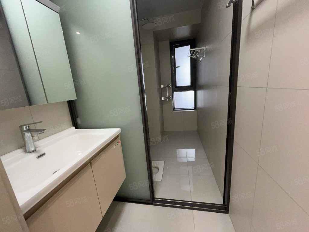 应城市碧桂园云玺3室2厅2卫107㎡南68.8万