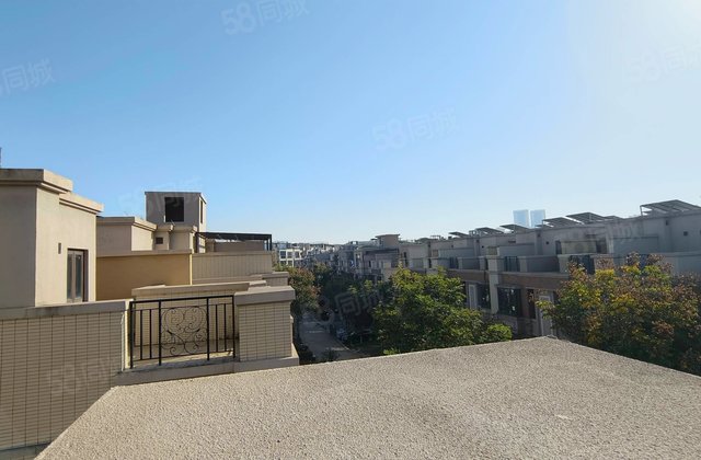 盈峰翠邸(别墅)4室2厅178㎡208万二手房图片