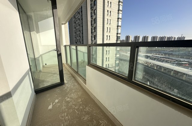 新一中培文 民生十二号院 单价7开头！中间楼层 带车位诚心卖