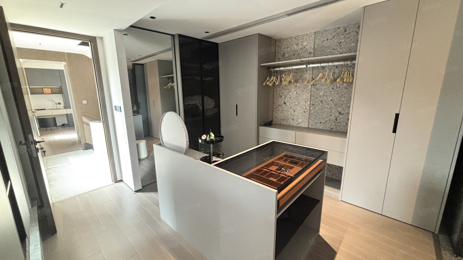 阳光城檀府6室2厅4卫460㎡南北436万