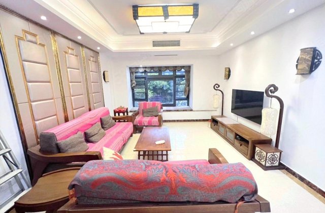 逸翠庄园(北区)4室2厅161㎡188万二手房图片