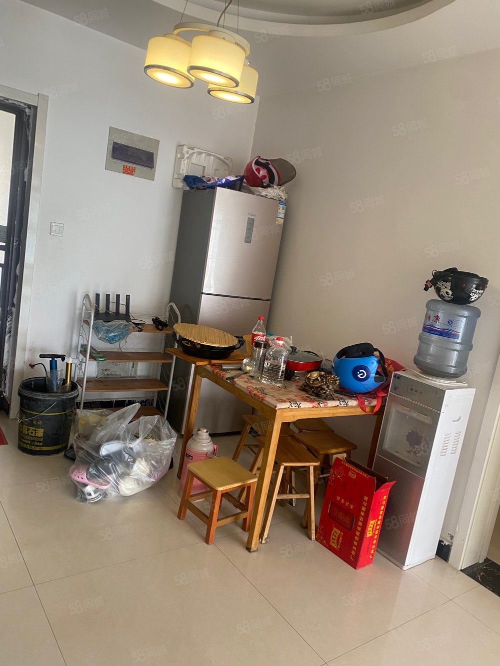 杉杉国际城2室2厅1卫82㎡南北32万