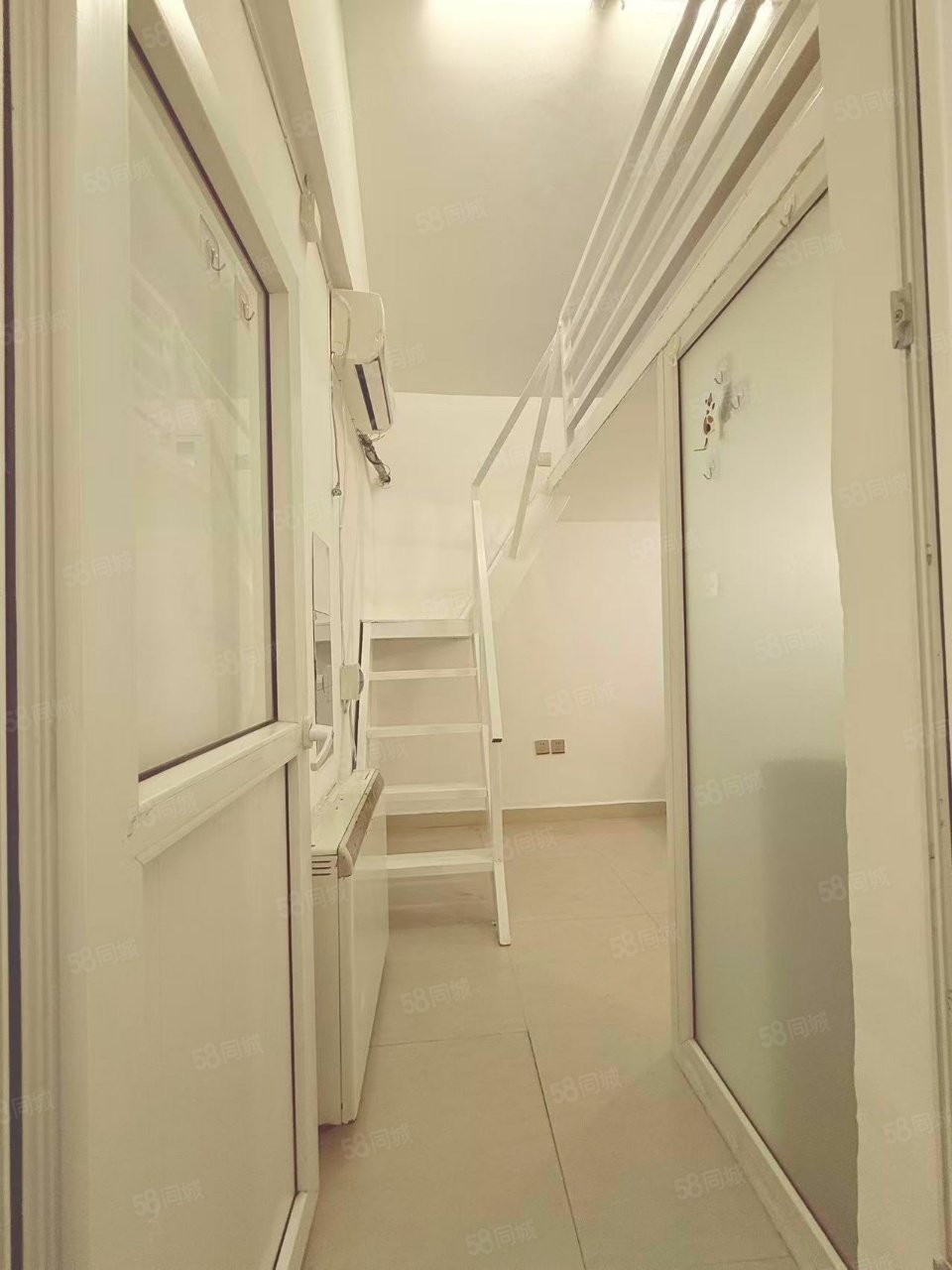 東旺胡同小區(qū)1室1廳1衛(wèi)11.8㎡南232萬(wàn)