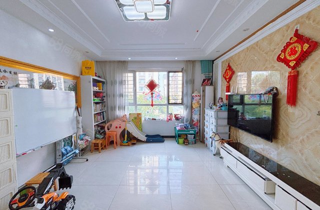 房东急售东昌湖边小高层住宅边户 全明双卫户型方正 南北通透