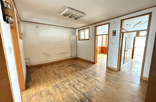 文轩中学 步梯三楼 供电公司第四 好楼层 南北通透 随时看房