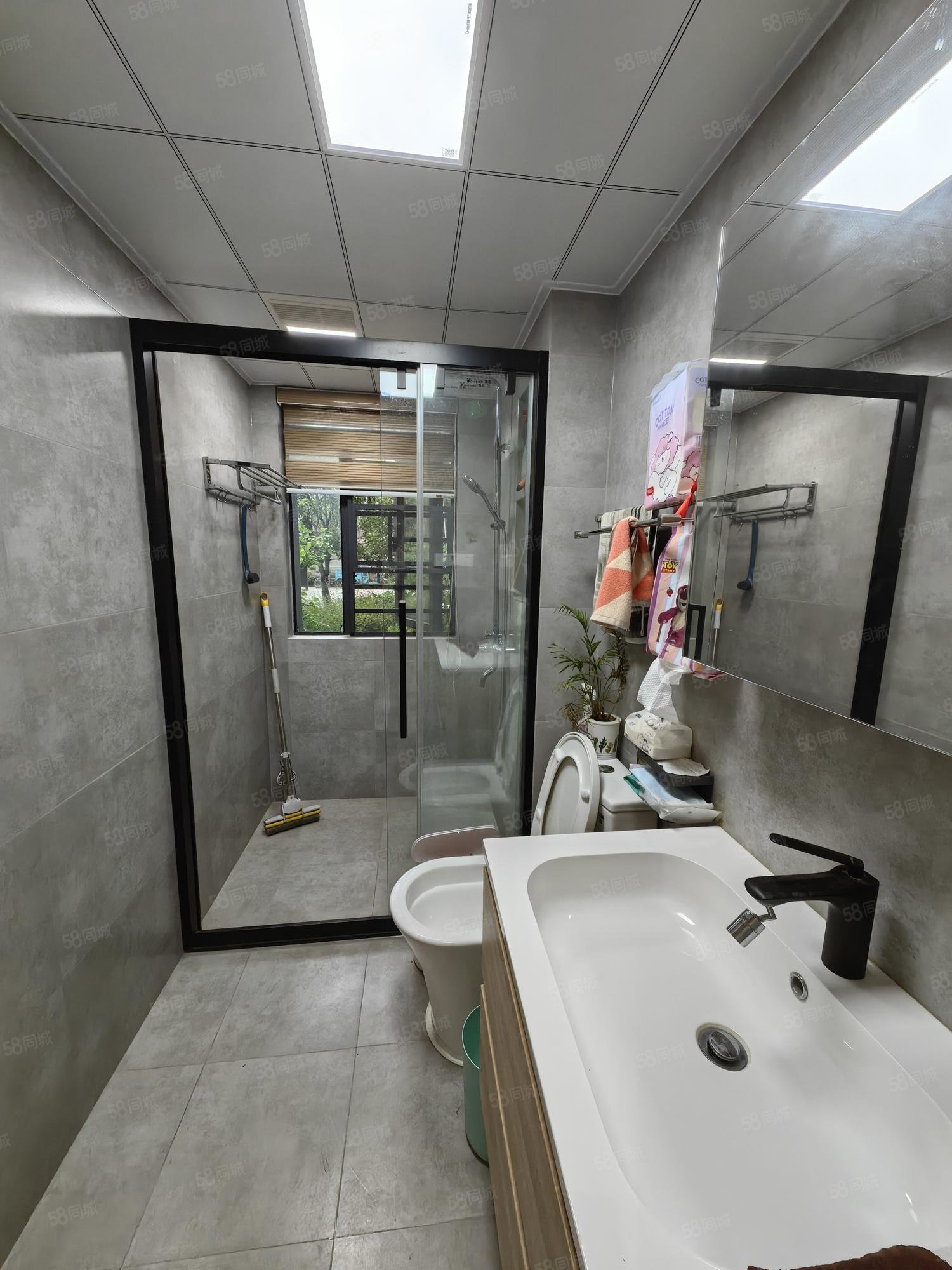 东宸花园3室2厅2卫128㎡南北78万