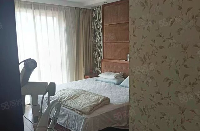 后现代城(D区)3室2厅125.98㎡595万二手房图片