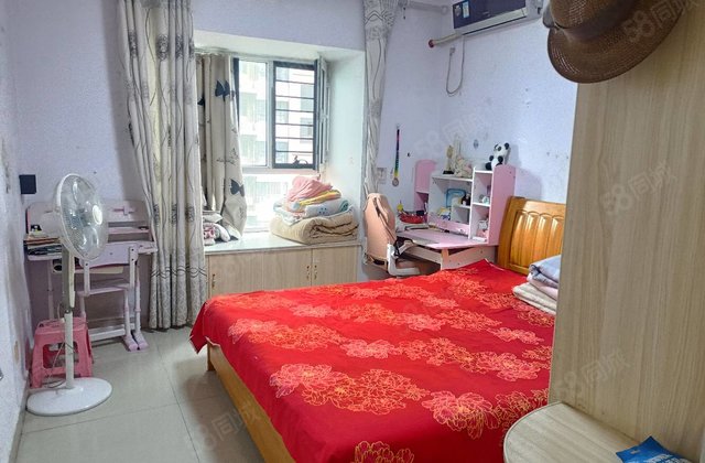 南北通透 楼龄新 中间好楼层 商圈成熟 精装修 正规商品房