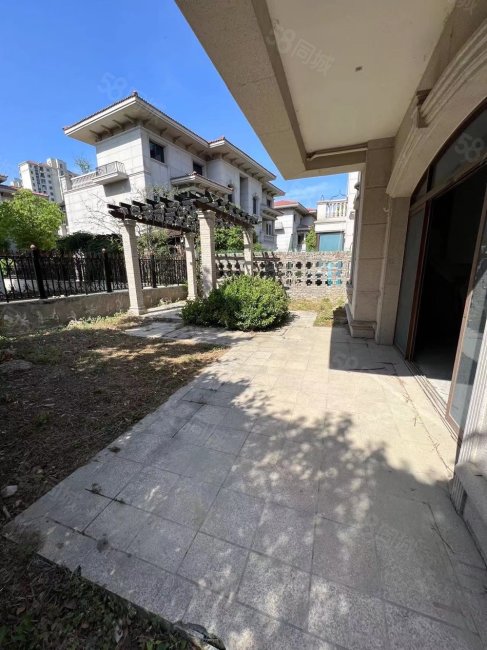 劲爆碧桂园双拼别墅现房150平大院子直接签包过户