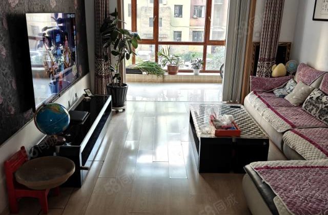 嘉纳观山郡3室1厅124㎡56万二手房图片