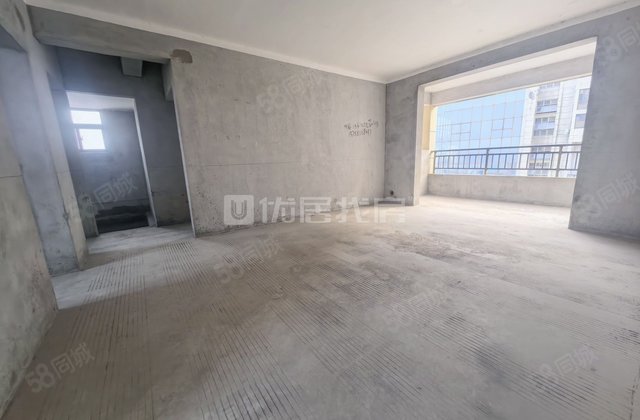 天骄紫东新城4室2厅126㎡33万二手房图片