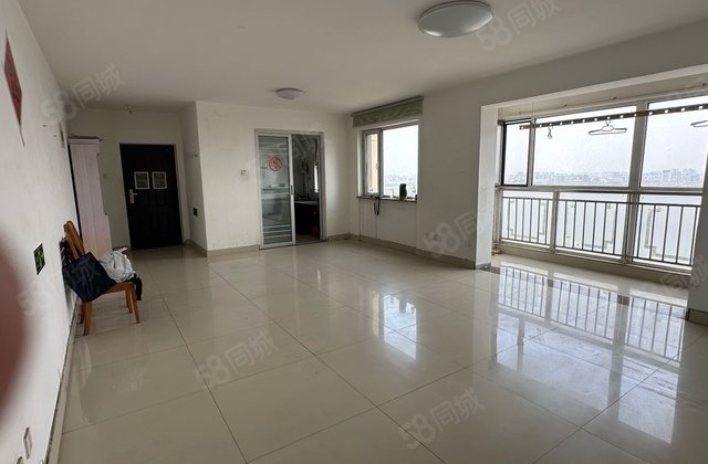 急售新东方龙湾在水一方3室2厅2卫136.88平 ，欲购从速