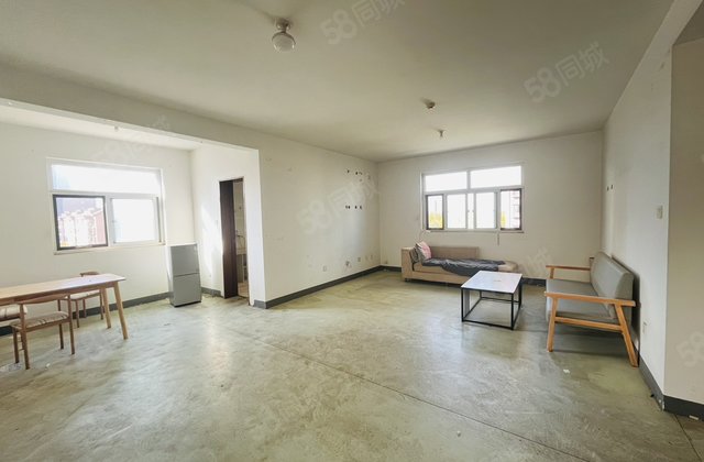 真实在售！万达 铁投旁 信合花苑 全天采光 送车储