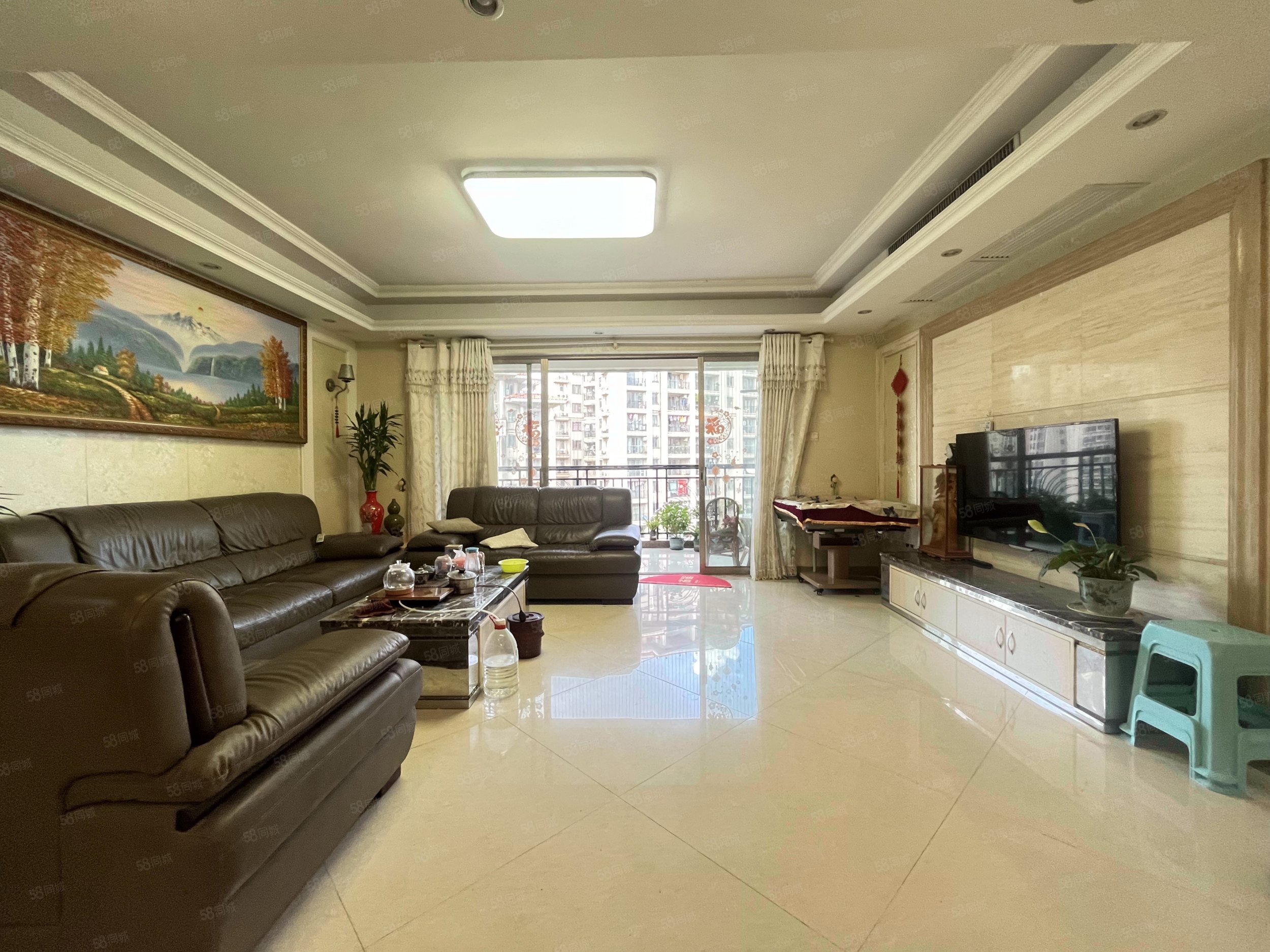 161房73万 拎包入住 东城中 四房,加州花园一期