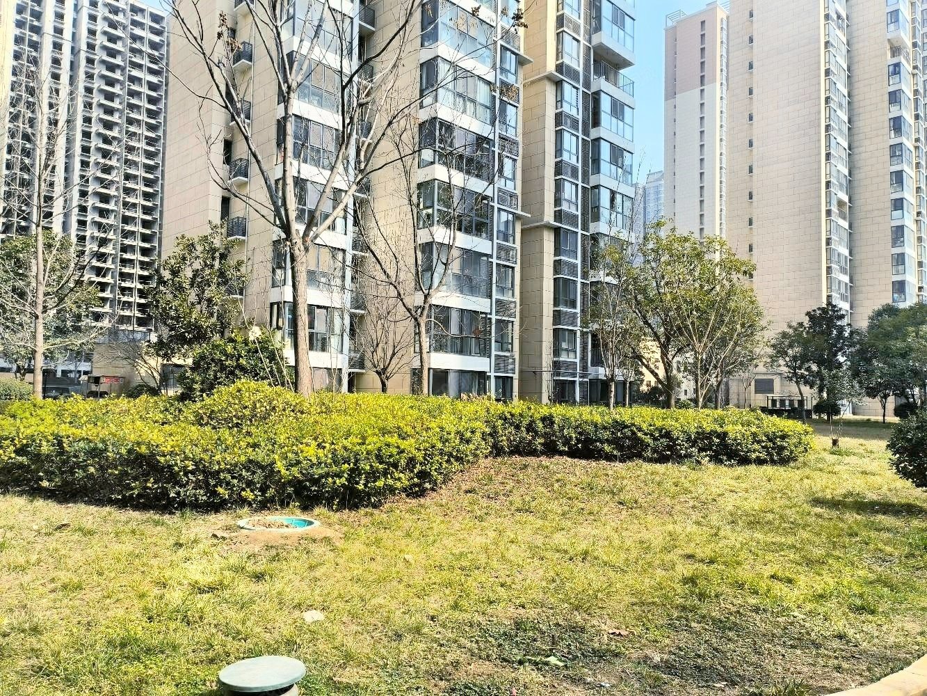 鸿基新城祥园2室2厅1卫85.46㎡南140万