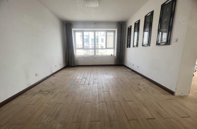 湖景房~带车位储藏室~3室2厅2卫~东边户~看房有钥匙