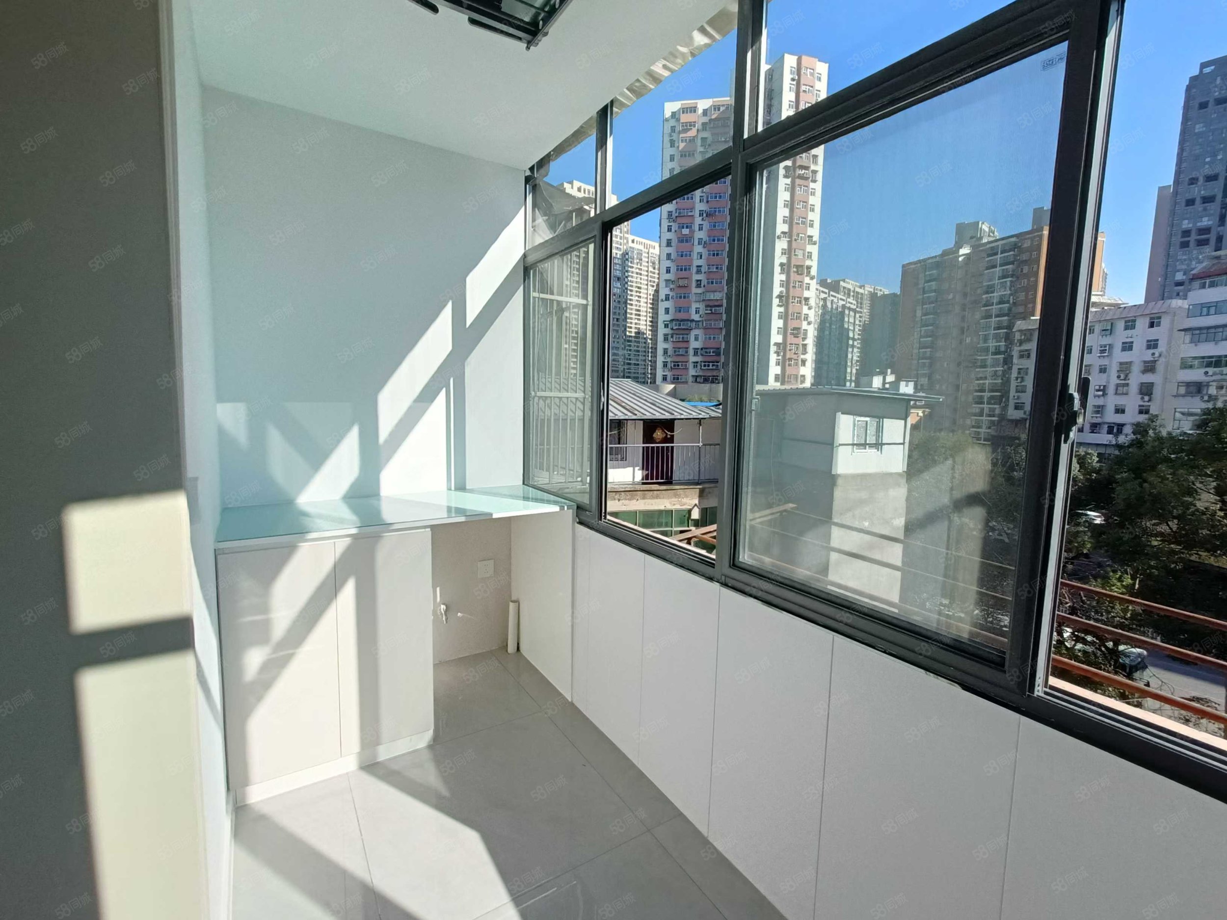 佳梦苑3室1厅1卫80㎡东33.8万