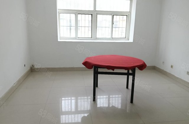 汽车站东临，地暖三室，好楼层，中华苑北苑，水晶城