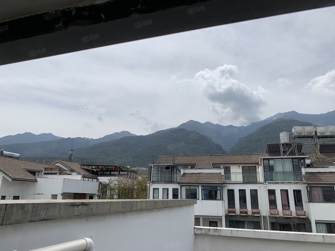 大理山水间(别墅)5室2厅3卫202.25㎡东西476万