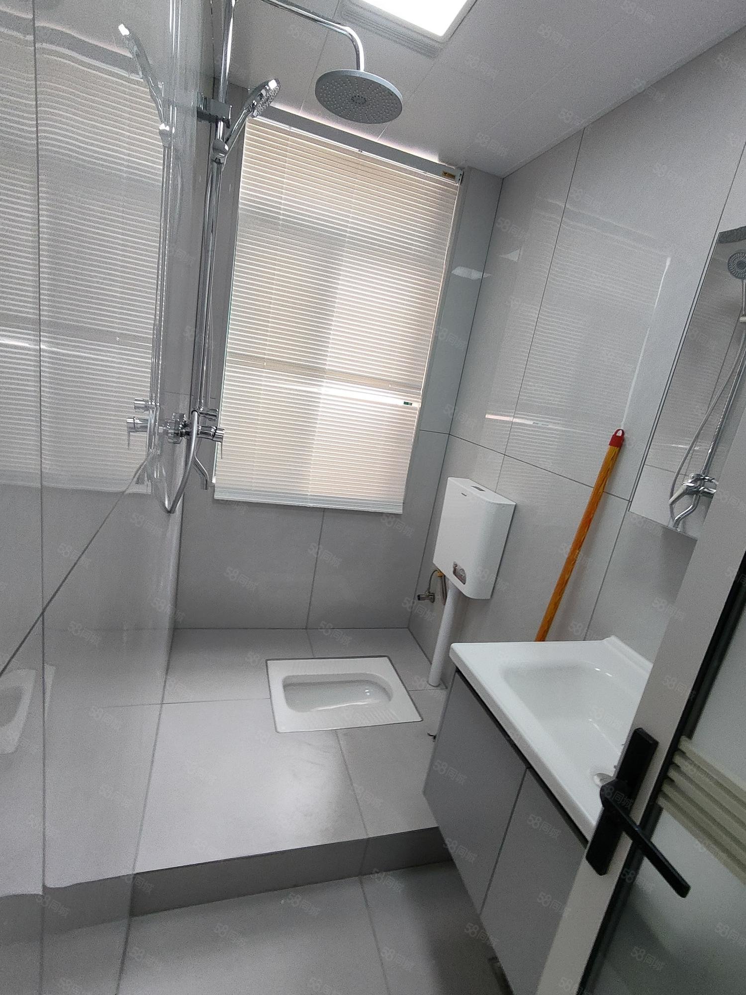 凯悦豪庭3室2厅2卫121㎡南北72.8万