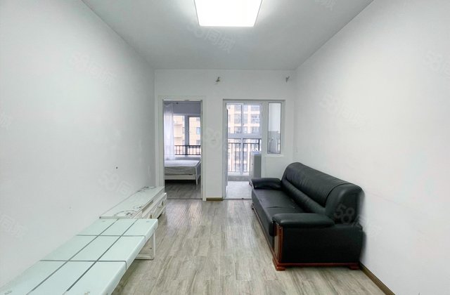 万科云岩大都会2室2厅62㎡38万二手房图片