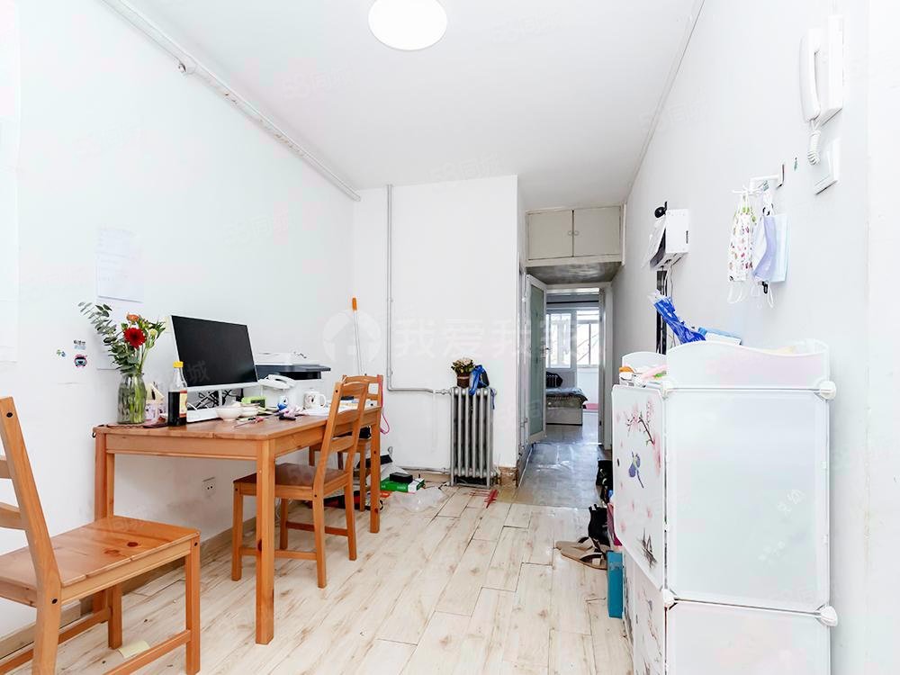 地質(zhì)附中2室1廳1衛(wèi)64.87㎡東西390萬