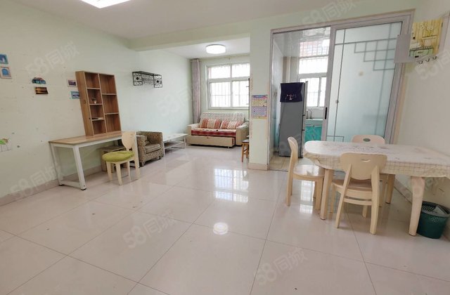 单价5千多!46.6七中地暖房!欧景丽都 三室两厅 采光好