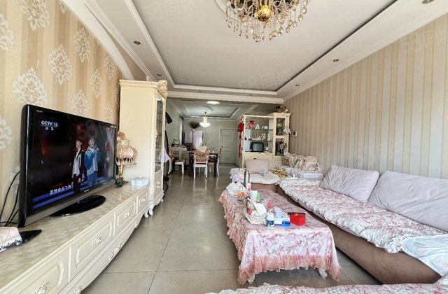 总部经济园3室2厅127㎡83万二手房图片