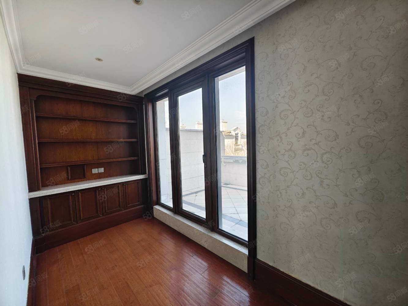 融創(chuàng)千章墅7室4廳5衛(wèi)454.58㎡南北2490萬(wàn)