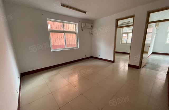 七中附近  孝心一楼  全明户型  三室两厅  正泰家园