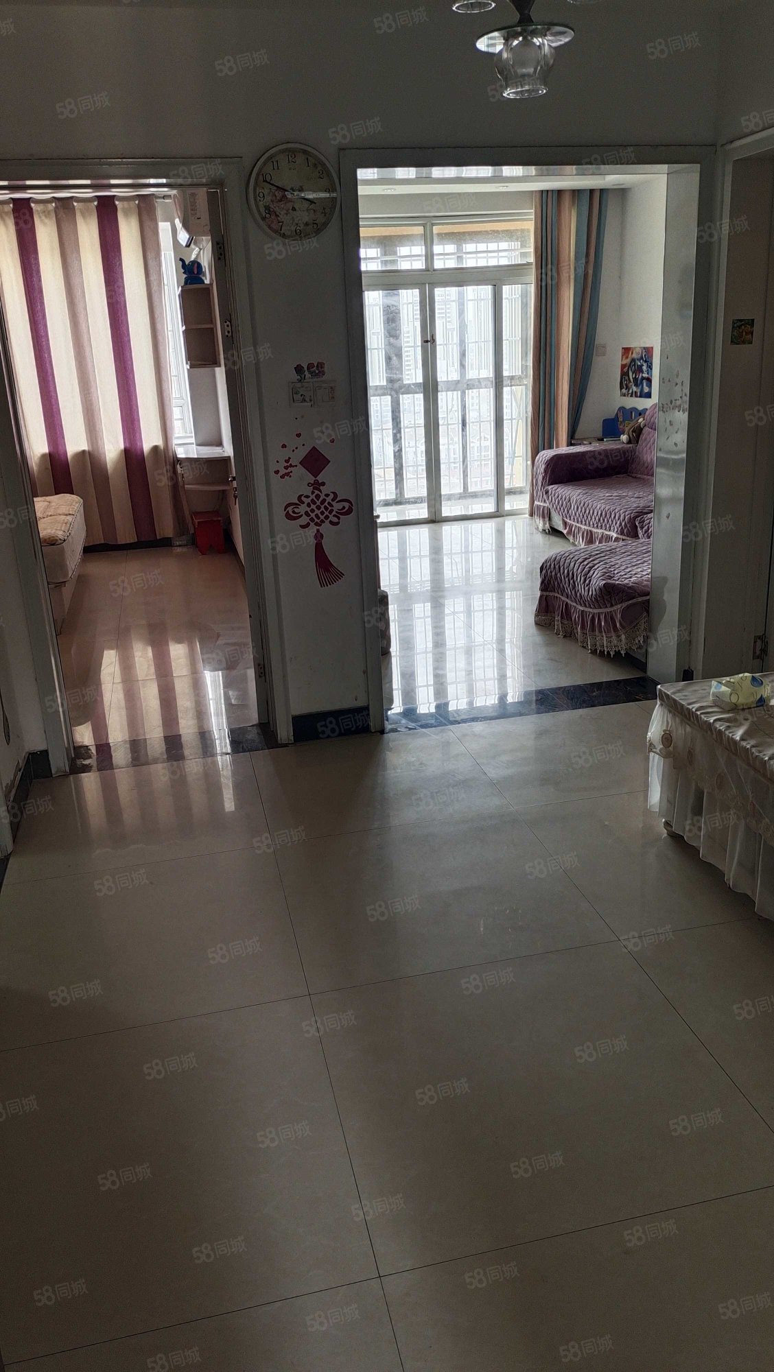 杉杉国际城2室2厅1卫83㎡南40万