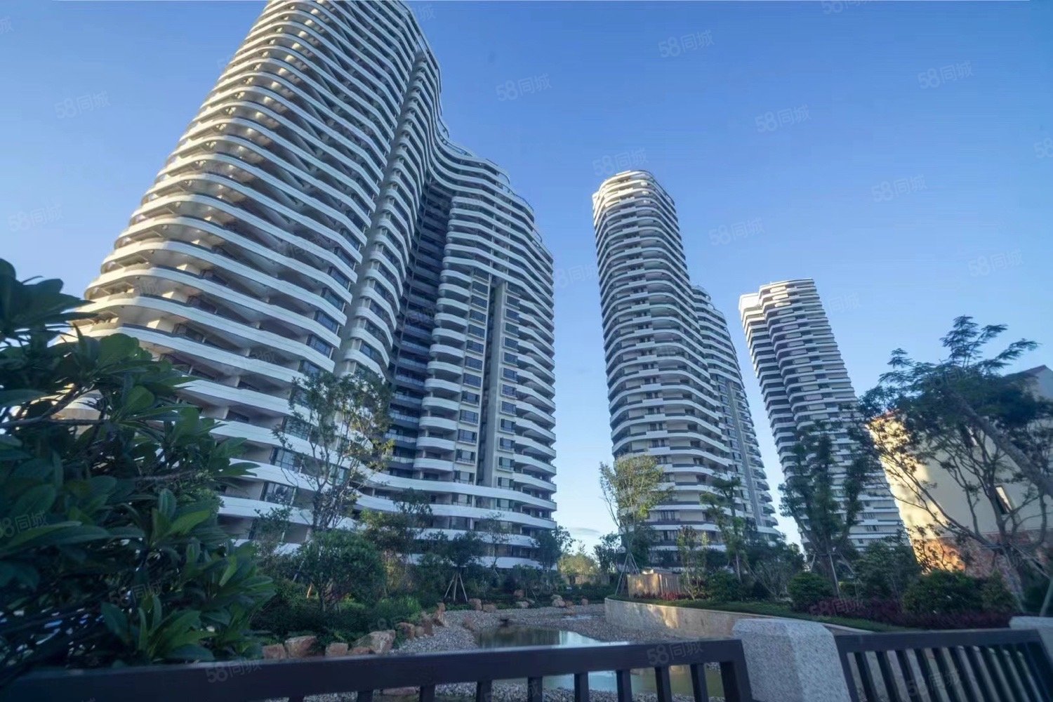 保辉海悦城3室2厅2卫123.7㎡南北110万