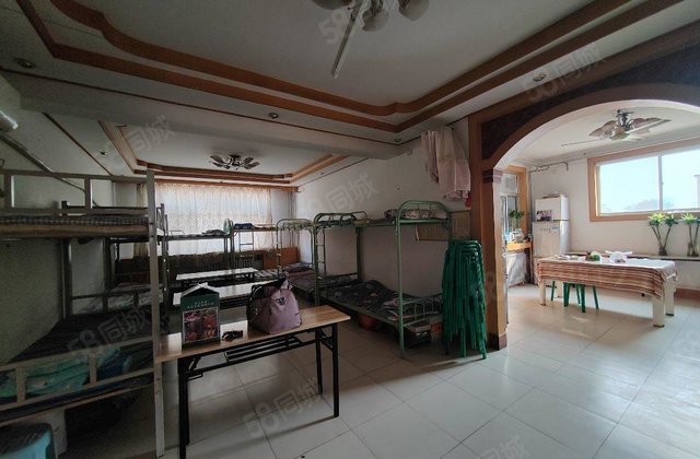 东昌本部 兴华路小 学付花小区三室朝阳双阳台全明户型送储藏室