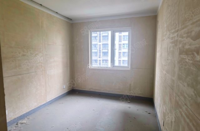 万科未来之光4室2厅129㎡150万二手房图片